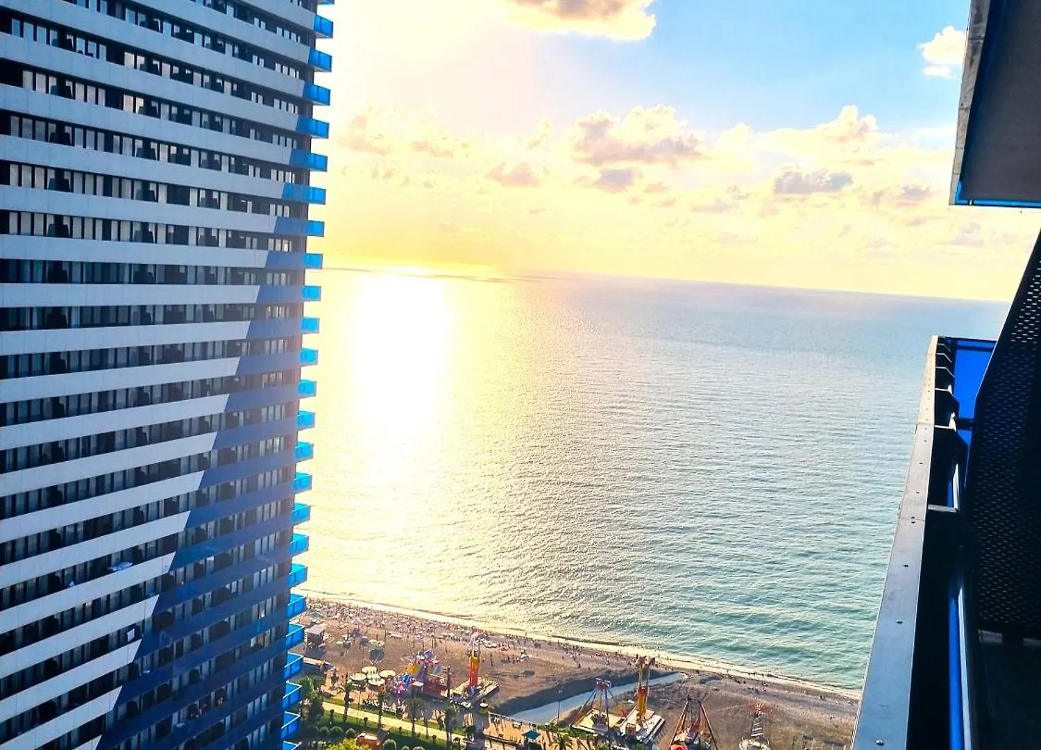 Hotel Orbi City On The Sea Of バトゥーミ
